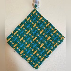 Handmade 8x8 potholders/trivets with wooden ring